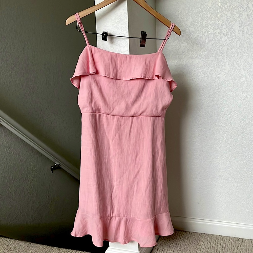 Pink altard state dress. Size medium. Never worn